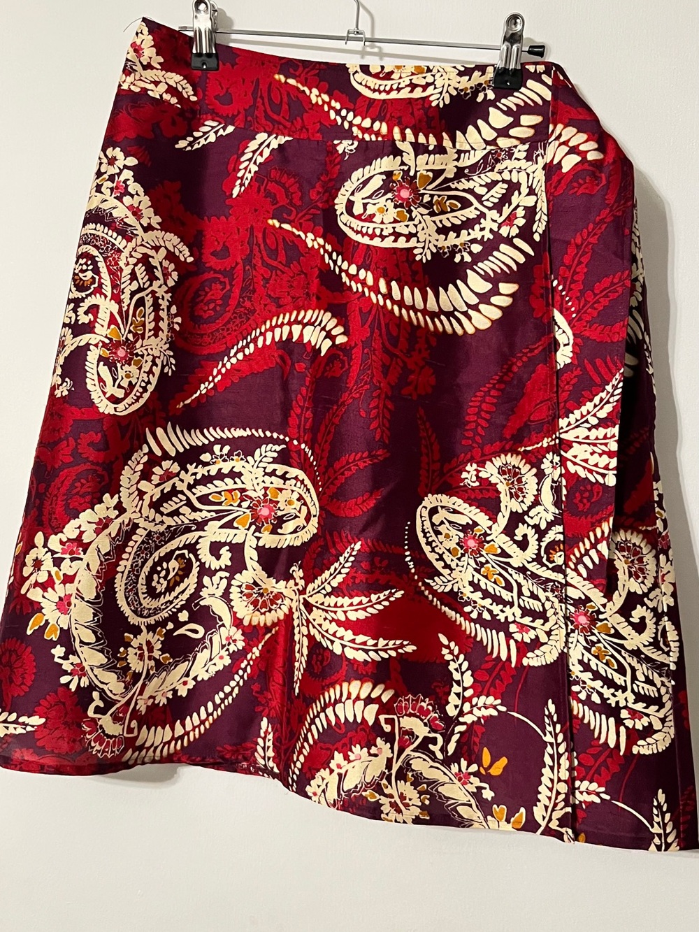 Talbots Paisley Silk A-Line Wrap Skirt Red Burgundy Cream Purple Sz 10P A0072